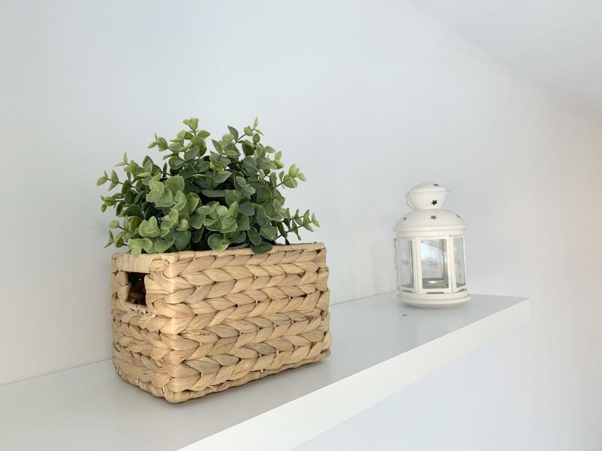 Apartamento 1ª Linea De Mar -Wifi- Aire Acondicionado เอมปูเรียบราบา ภายนอก รูปภาพ