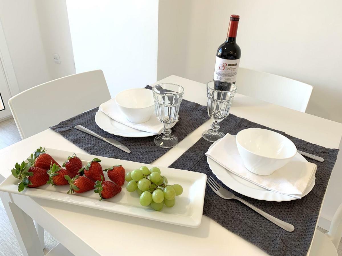 Apartamento 1ª Linea De Mar -Wifi- Aire Acondicionado เอมปูเรียบราบา ภายนอก รูปภาพ